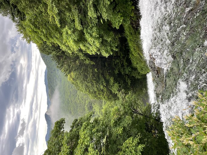 【見どころ情報】湯滝上部観瀑台からの眺めw