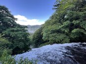 【見どころ情報】湯滝上部観瀑台からの眺め
