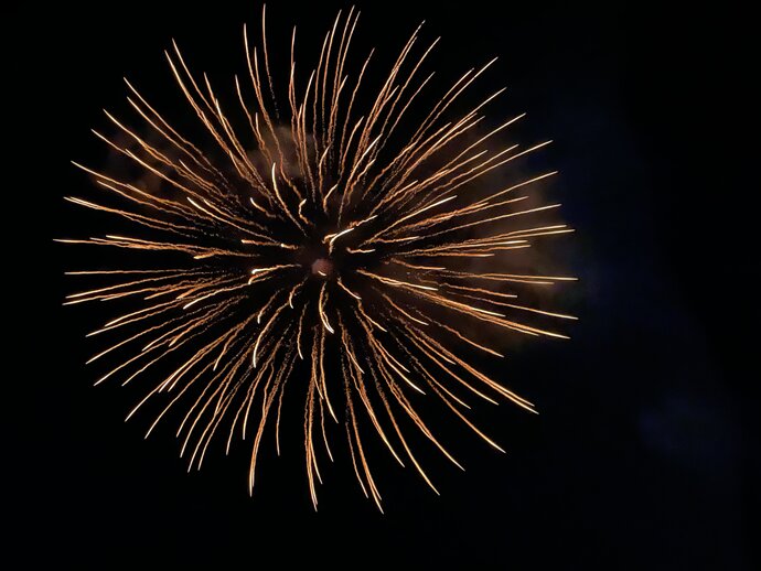 『湖上天空・湯元温泉花火大会』開催のお知らせ