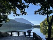 【自然🌞情報】湯の湖展望台からの眺望🏔️景色はまるで絵画の様に美しい‼️